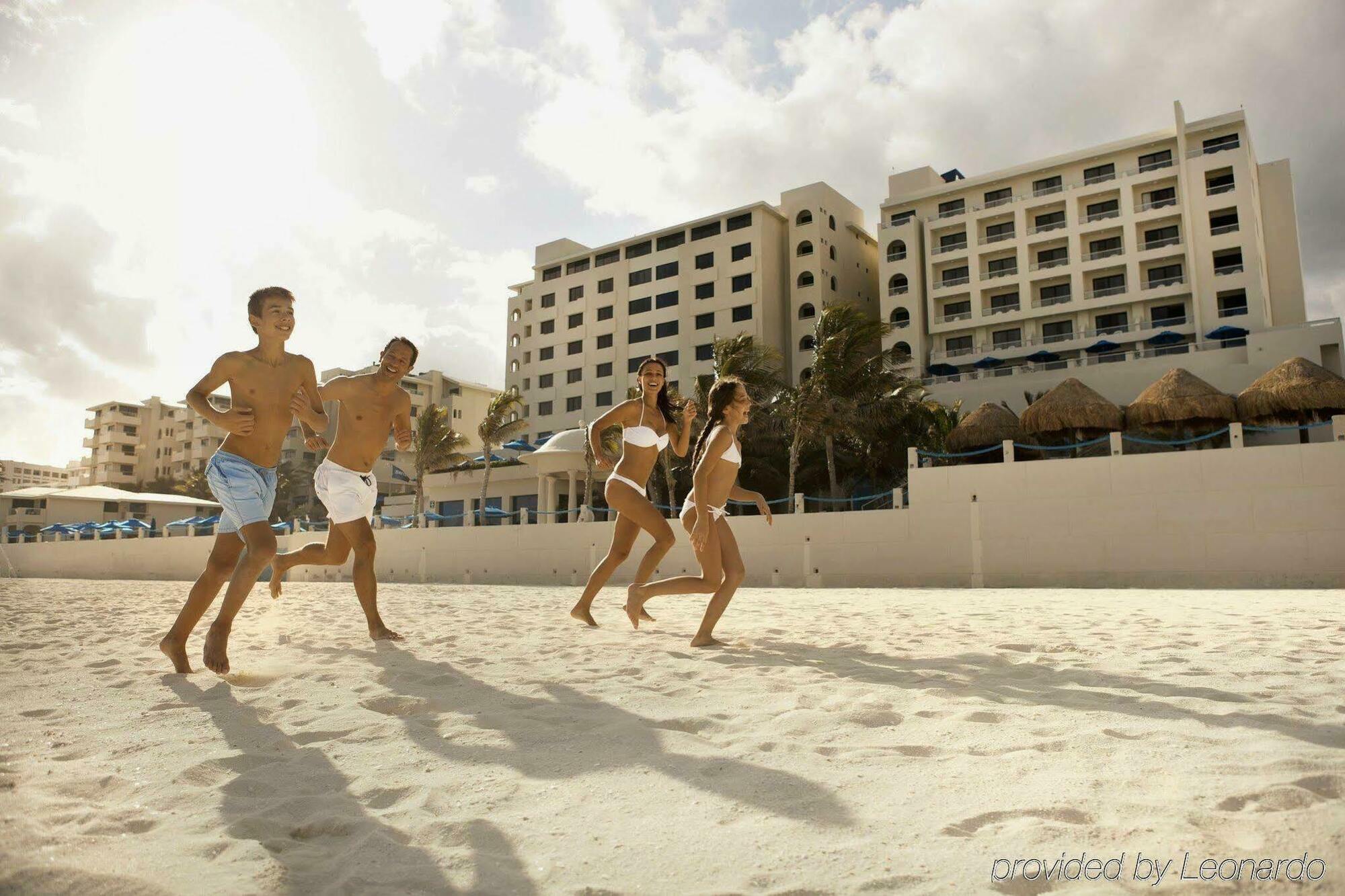 Occidental Tucancun Exterior photo